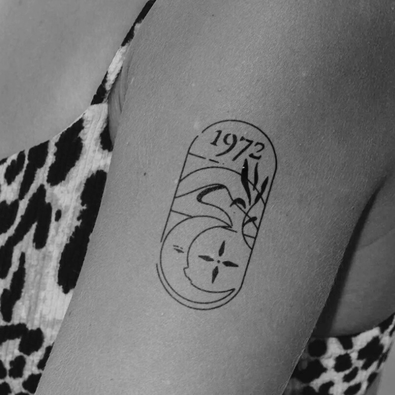 1972 Window - Temporary Tattoo
