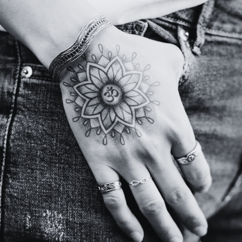 Mandala with - Temporary Tattoo